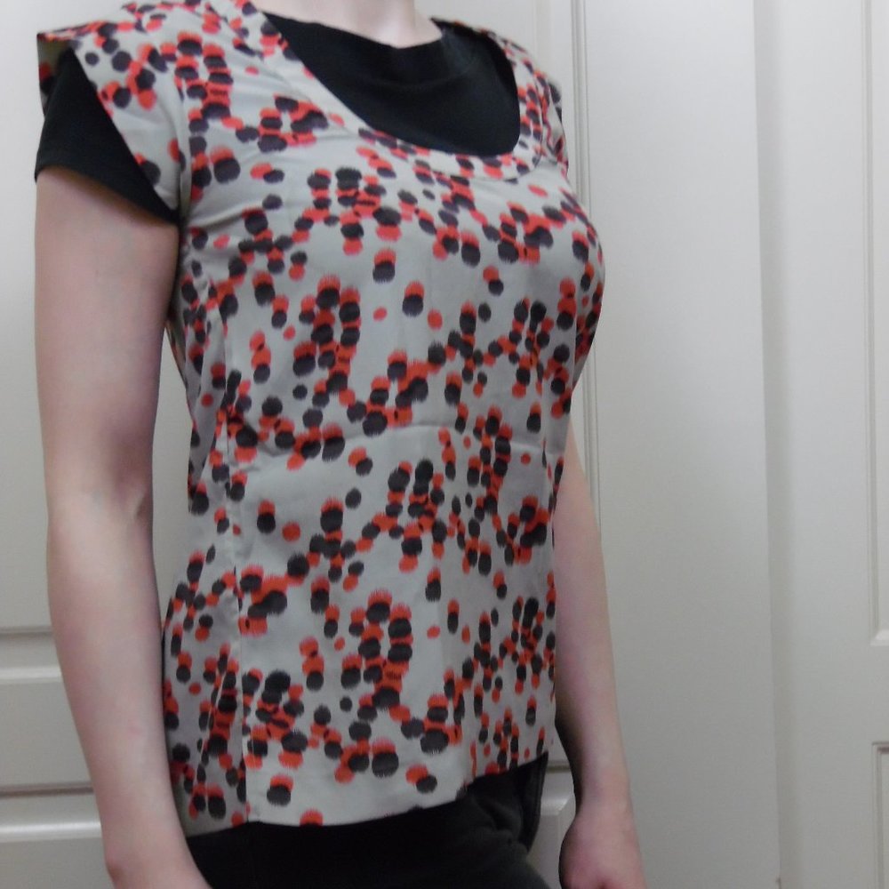 Eclair Purple Pink White Gray Top U Neck